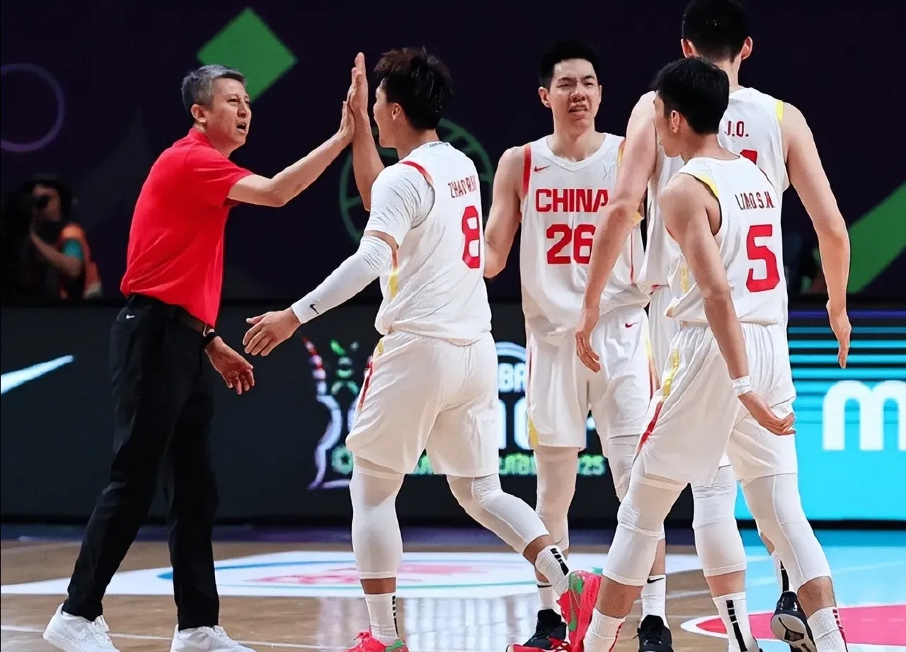 今夜底特律活塞调整名单以备CBA常规赛，刷新队史纪录环节打磨，底气十足，球队文化再被提及的简单介绍-开云中国